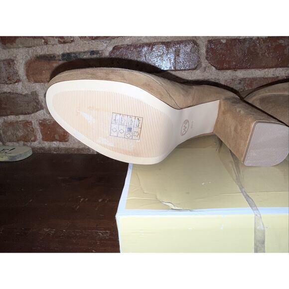 Michael Kors Frenchie Platform Bootie Suede Sz 11M Amber Brown Color New In Box - Picture 4 of 8